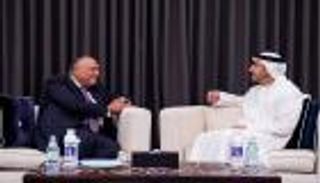 عبدالله بن زايد يؤكد لـ"شكري" اهتمام الإمارات بعلاقتها مع مصر واليونان