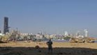 مرفأ بيروت.. عمال يروون حكايات الألم وشركات تتطلع لرحلة الإعمار