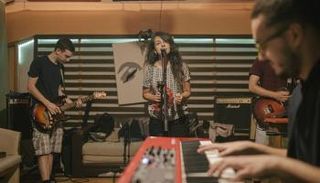 أعضاء في فرقة 