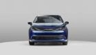 كرايسلر تنافس دودج بطراز Voyager