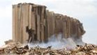 توقيف مدير مرفأ بيروت ومديري الجمارك السابق والحالي على خلفية الانفجار