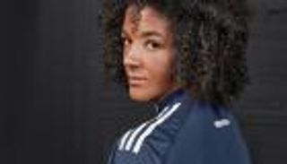 حكاية انضمام دنيا سمير غانم لنادي يوفنتوس