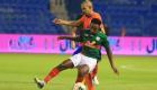 الدوري السعودي.. ريمونتادا الاتفاق تشعل الوسط وانتفاضة في القاع