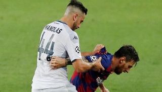 ميسي - مانولاس 