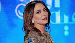 الفنانة أمل عرفة 