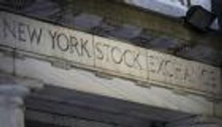 تحرك بطيء للأسهم الأمريكية بعد أوامر ترامب