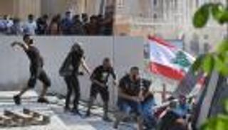 التزمتا الصمت.. تركيا وإيران "قلقتان" إزاء احتجاجات بيروت