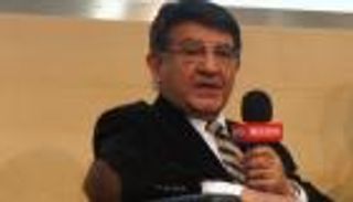 إيران تسجن ناشطين اثنين بزعم التجسس وتعتقل 5