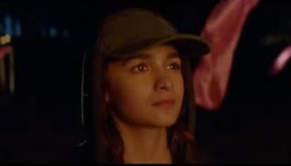 عاليا باهات من فيلم "ساداك 2"