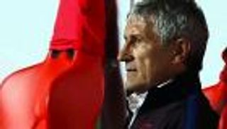 الدفاع عن سيتين.. تهمة عقوبتها الطرد من برشلونة