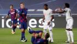 جحيم مدوٍ.. ماذا قال نجوم الكرة بعد فضيحة برشلونة؟