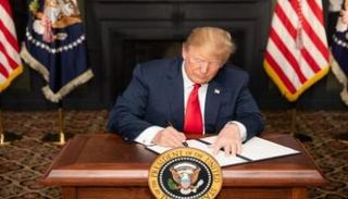 الرئيس الأمريكي دونالد ترامب