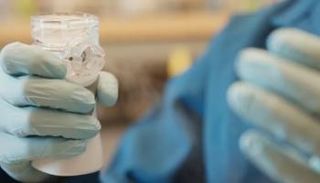 رذاذ الأنف الجديد.. حل مؤقت يساعد في وقف انتشار فيروس كورونا المستجد