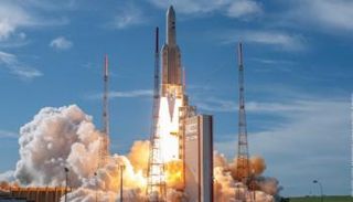  إطلاق الصاروخ 