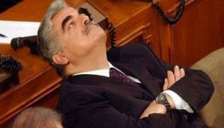 رئيس الوزراء اللبناني الراحل رفيق الحريري - أرشيفية