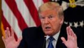 تدمير خدمة البريد الأمريكية.. اتهام جديد لترامب