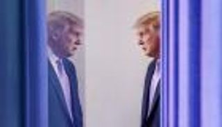 ترامب وبايدن في معركة الحجر والطائرة الرئاسية..فمن ينتصر؟