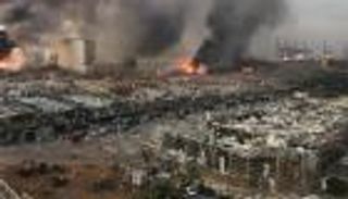 "صواريخ حزب الله" في بعبدا.. سيناريو كارثة مرفأ بيروت قد يتكرر