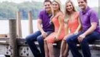 شقيقتان توأم تتزوجان من توأم وتحملان معا.. الصور ستحيّرك