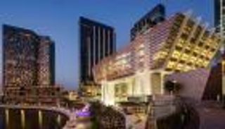 "أبوظبي العالمي" أفضل مركز مالي دولي في أوروبا والشرق الأوسط وأفريقيا