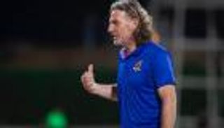 بسبب "صفر أهداف".. الوحدة السعودي يطيح بمدربه