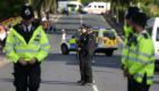 كاميرا الشرطة تفضح انتهاك "قيود كورونا" بحفل في بريطانيا