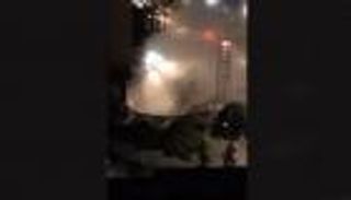 فيديو.. الأرض تفتح فمها وتبتلع 15 سيارة في الصين