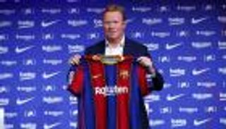 هل يرحل سواريز؟.. كومان يتلاعب بعقل مهاجم برشلونة