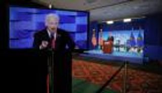 بايدن.. أكبر مرشحي الرئاسة سنا يقاتل "من أجل روح أمريكا"