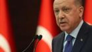 اعتقال 25 عسكريا تركيا.. والمعارضة: أردوغان دمر دولة القانون