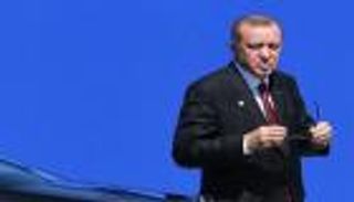 "انقلاب" أردوغان.. عزل رؤساء 51 بلدية منتخبين ومنح الوصاية للموالين