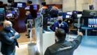 التكنولوجيا تنقذ أسهم أمريكا من مصير البورصات الأوروبية