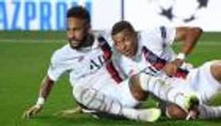 رونالدو ينصح ريال مدريد بضم مبابي واستبعاد نيمار