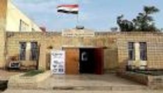 من عجلة القيادة إلى أدوات النحت.. سائق عراقي يبدع تماثيل تاريخية