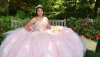 فتيات أمريكا اللاتينية بلا حفل بلوغ.. كورونا يُبكي الأميرات