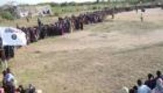 حركة الشباب الإرهابية تعدم 4 مدنيين صوماليين علنا