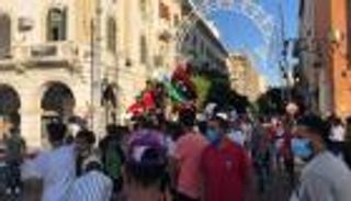 بالصور.. طرابلس تشتعل ضد السراج وإطلاق نار على المتظاهرين