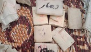 طلاسم سحرية عثر عليها جزائريون في إحدى المقابر