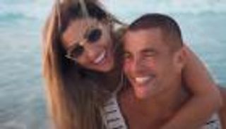 بالفيديو: "أماكن السهر".. قصة حب بطولة عمرو دياب ودينا الشربيني