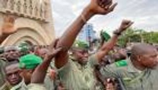 3 أيام خاوية الوفاض في مالي.. العسكر متمسكون بالسلطة