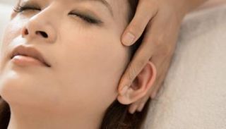 فوائد تدليك الأذن كل صباح