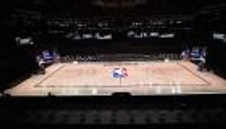 بسلاح التأجيلات.. الرياضة الأمريكية تتحد ضد العنصرية