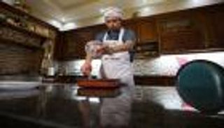 بالصور.. أردني مصاب بمتلازمة داون يتألق في عالم "تيك توك"