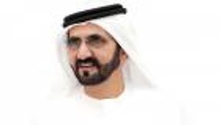 محمد بن راشد للمرأة الإماراتية: نرفع رؤوسنا بإنجازاتك