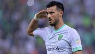 عمر السومة هداف الأهلي السعودي