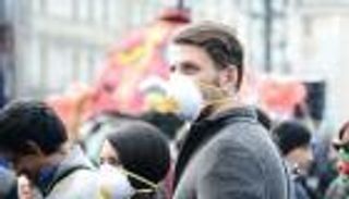 بعد توحش كورونا.. "حرب شوارع" ضد الفيروس في أوروبا