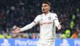 بعد حسام عوار.. "بنزيمة الجديد" يصدم منتخب الجزائر
