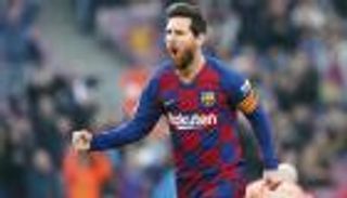 إنفوجراف.. أرقام خالدة في مسيرة ميسي مع برشلونة