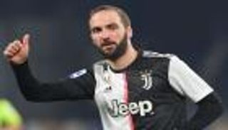 خليفة هيجوايين.. يوفنتوس حائر بين خيارين