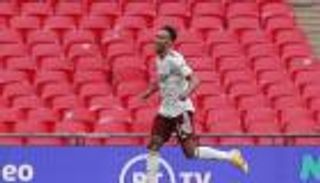 الدرع الخيرية.. أوباميانج يدخل تاريخ أرسنال في 42 يوما